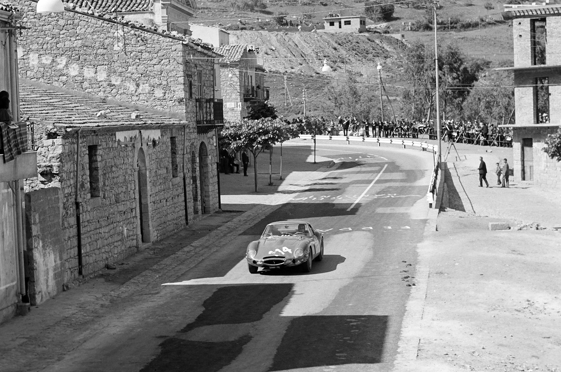 Chassis no. 3765 during the 1965 Targa Florio.